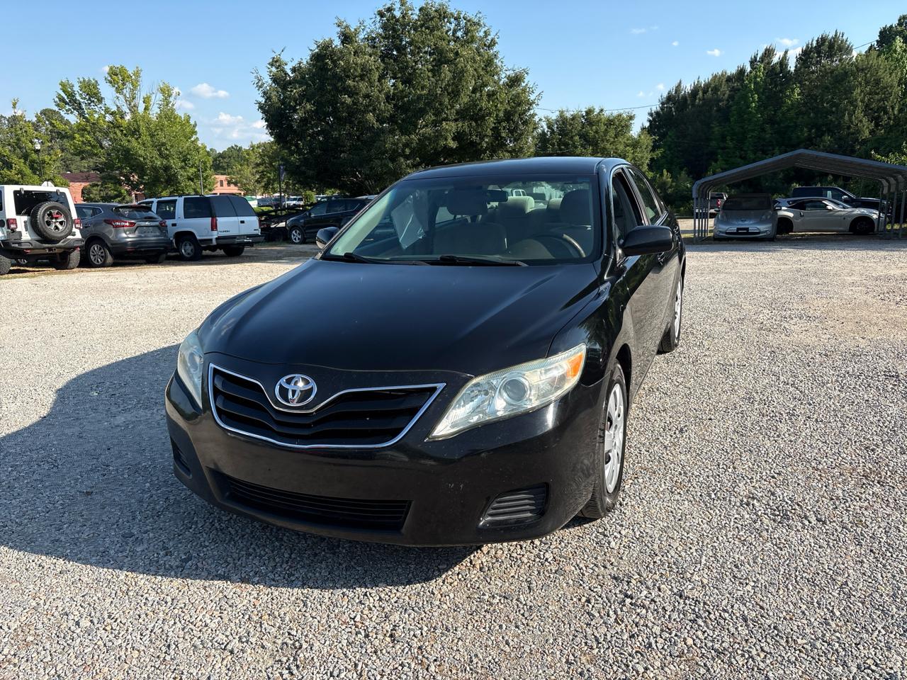 Toyota Camry 4dr Sdn I4 Man LE (Natl) 2011