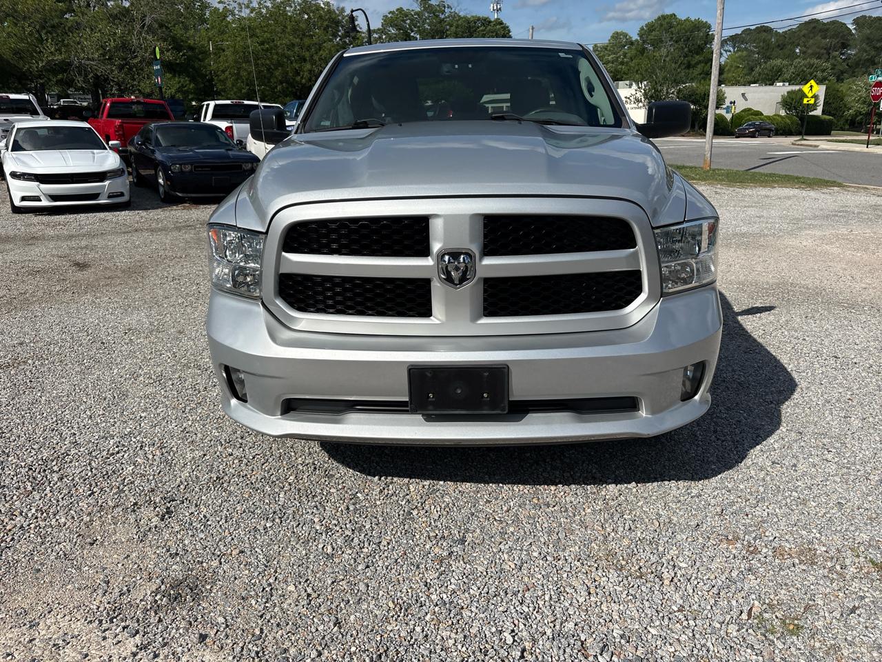 RAM 1500 Express 4x4 Quad Cab 6'4" Box 2018