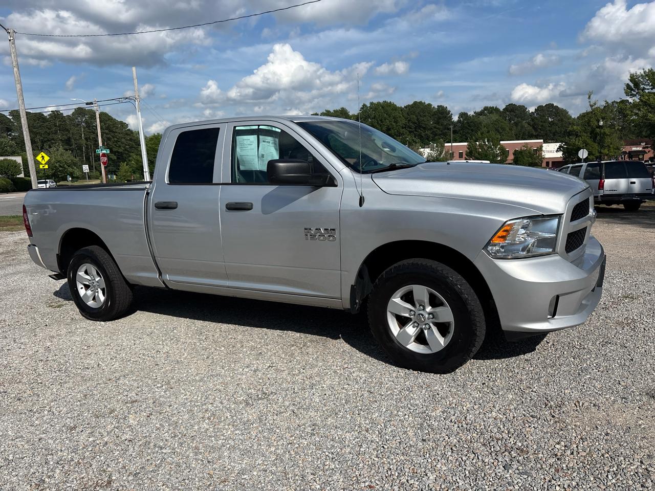 RAM 1500 Express 4x4 Quad Cab 6'4" Box 2018