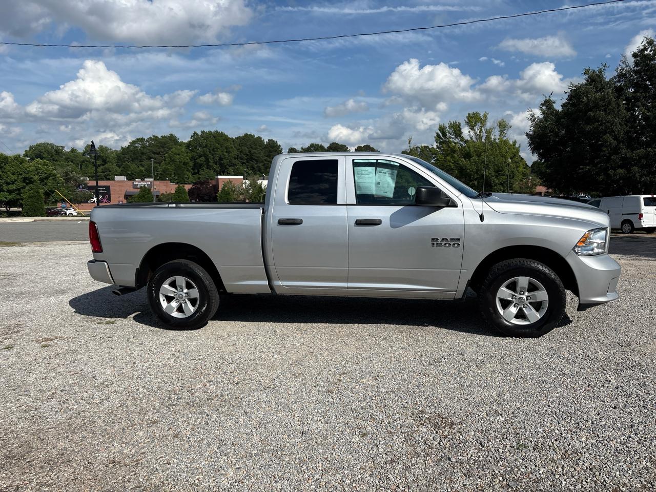RAM 1500 Express 4x4 Quad Cab 6'4" Box 2018