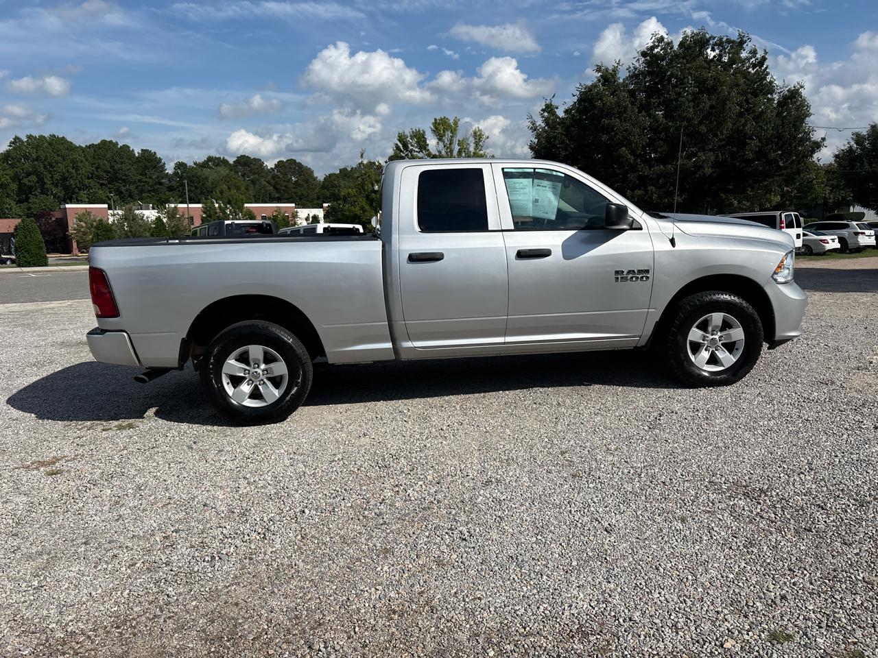 RAM 1500 Express 4x4 Quad Cab 6'4" Box 2018