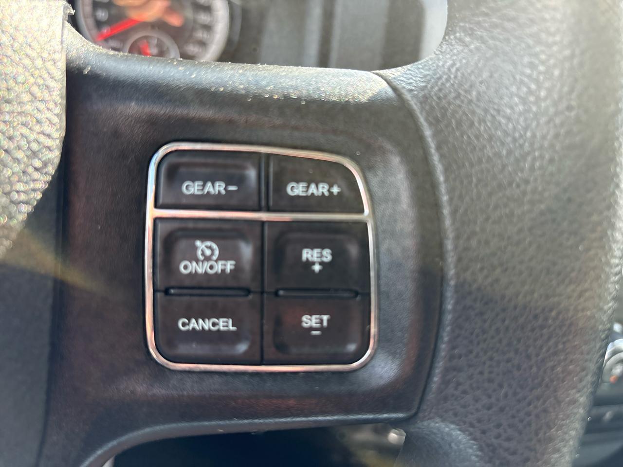 RAM 1500 Express 4x4 Quad Cab 6'4" Box 2018