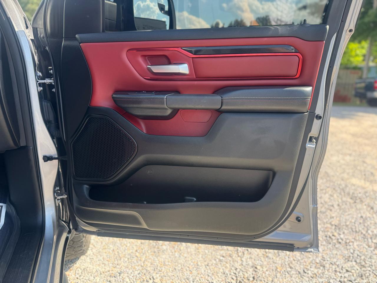 RAM 1500 Rebel 4x4 Crew Cab 5'7" Box 2019