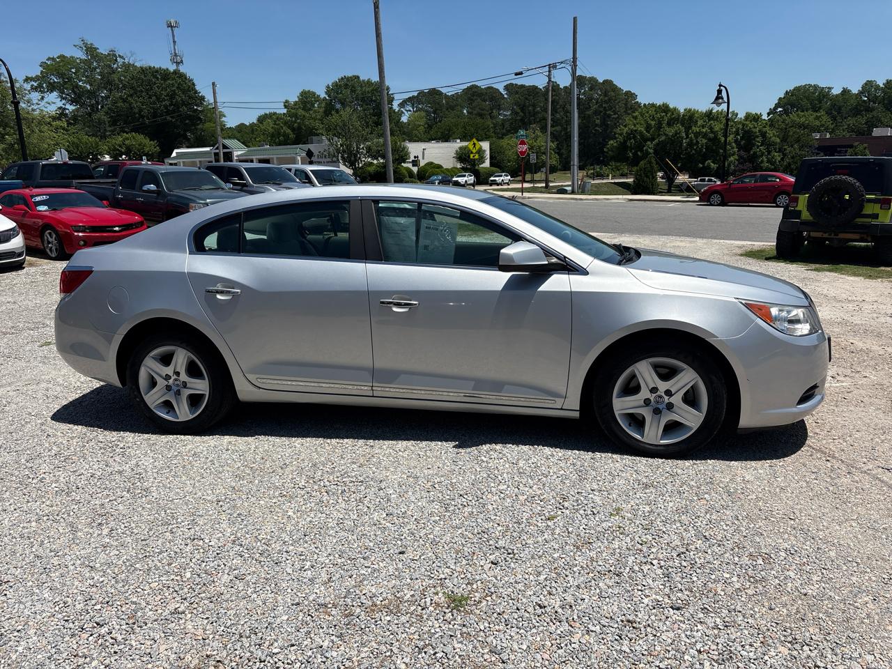 Buick LaCrosse 4dr Sdn CX 2011