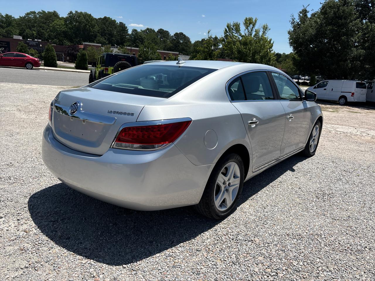 Buick LaCrosse 4dr Sdn CX 2011