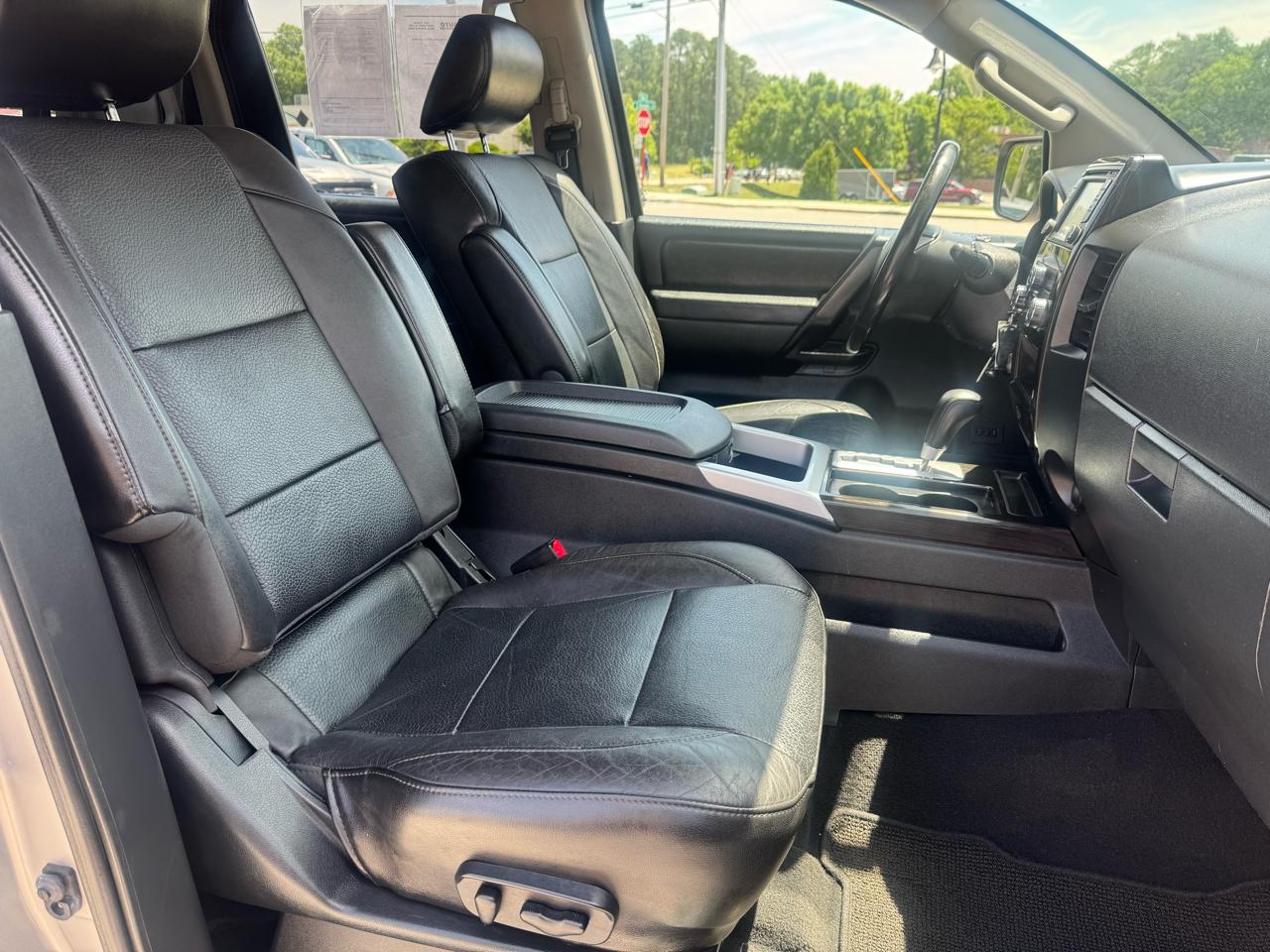 Nissan Titan 4WD Crew Cab SWB SL 2014