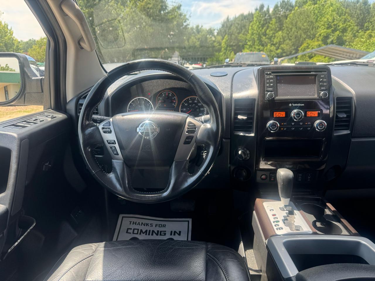 Nissan Titan 4WD Crew Cab SWB SL 2014