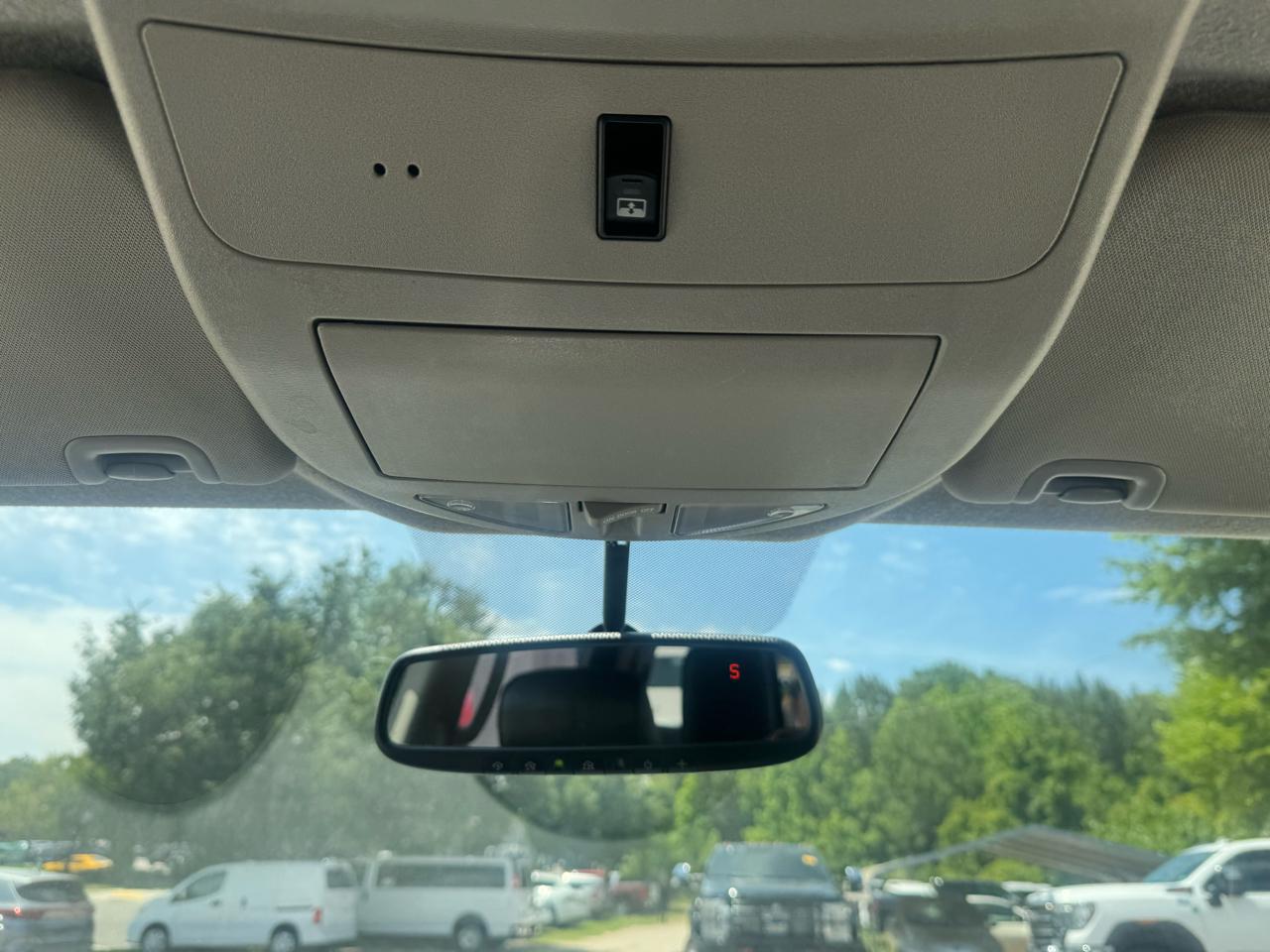 Nissan Titan 4WD Crew Cab SWB SL 2014