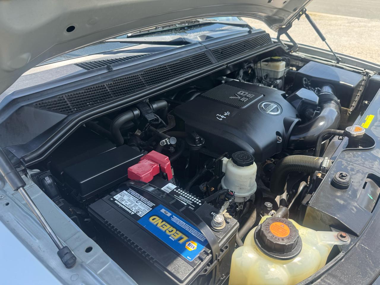 Nissan Titan 4WD Crew Cab SWB SL 2014