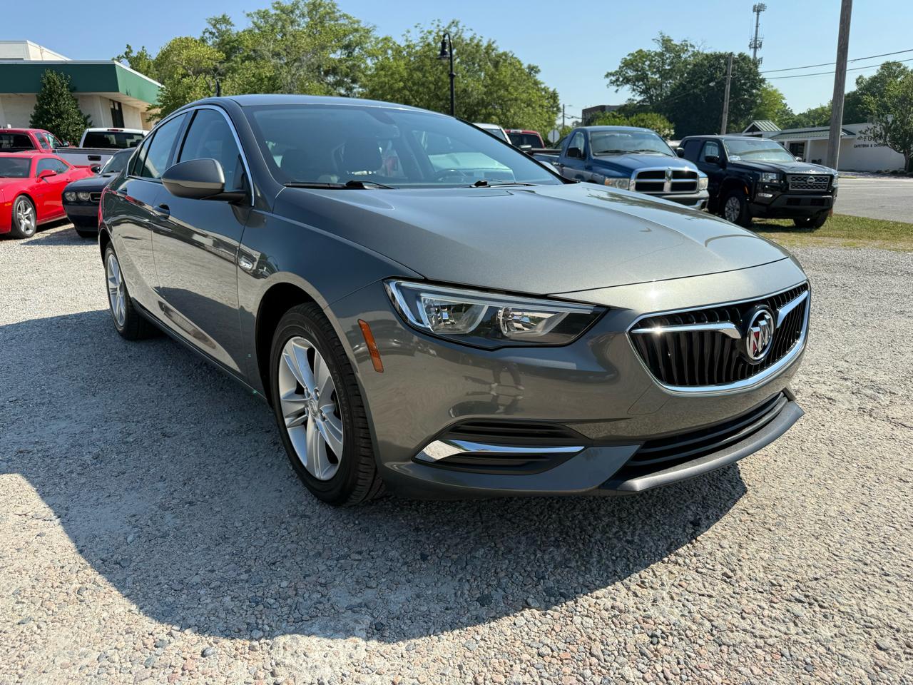 Buick Regal Sportback 4dr Sdn Preferred FWD 2018