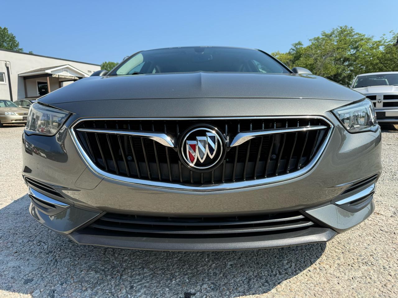 Buick Regal Sportback 4dr Sdn Preferred FWD 2018