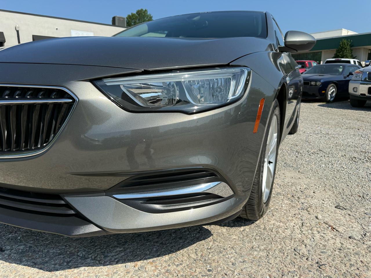 Buick Regal Sportback 4dr Sdn Preferred FWD 2018