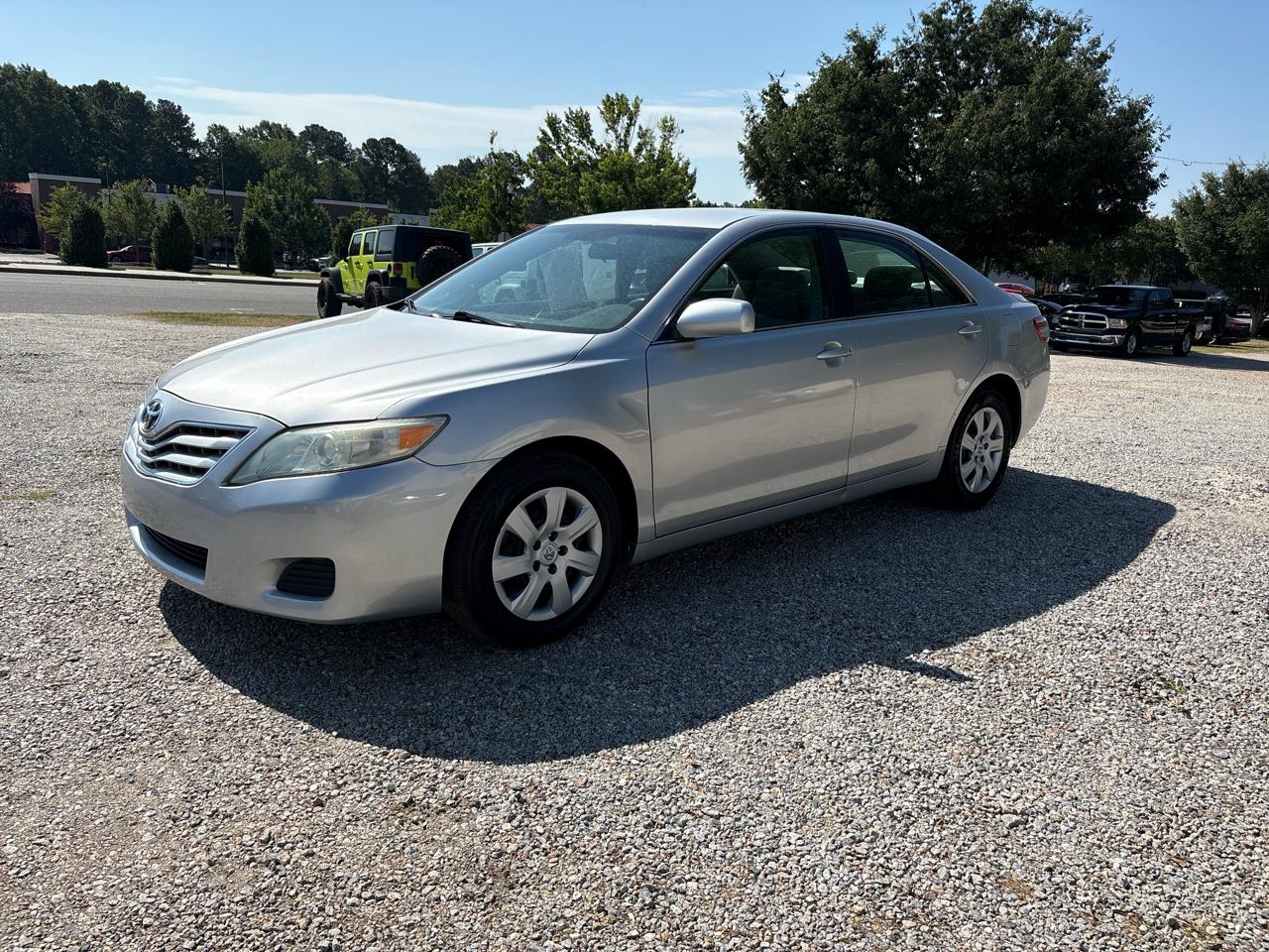 Toyota Camry 4dr Sdn I4 Man (Natl) 2010
