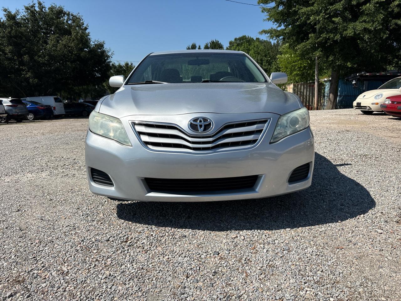 Toyota Camry 4dr Sdn I4 Man (Natl) 2010