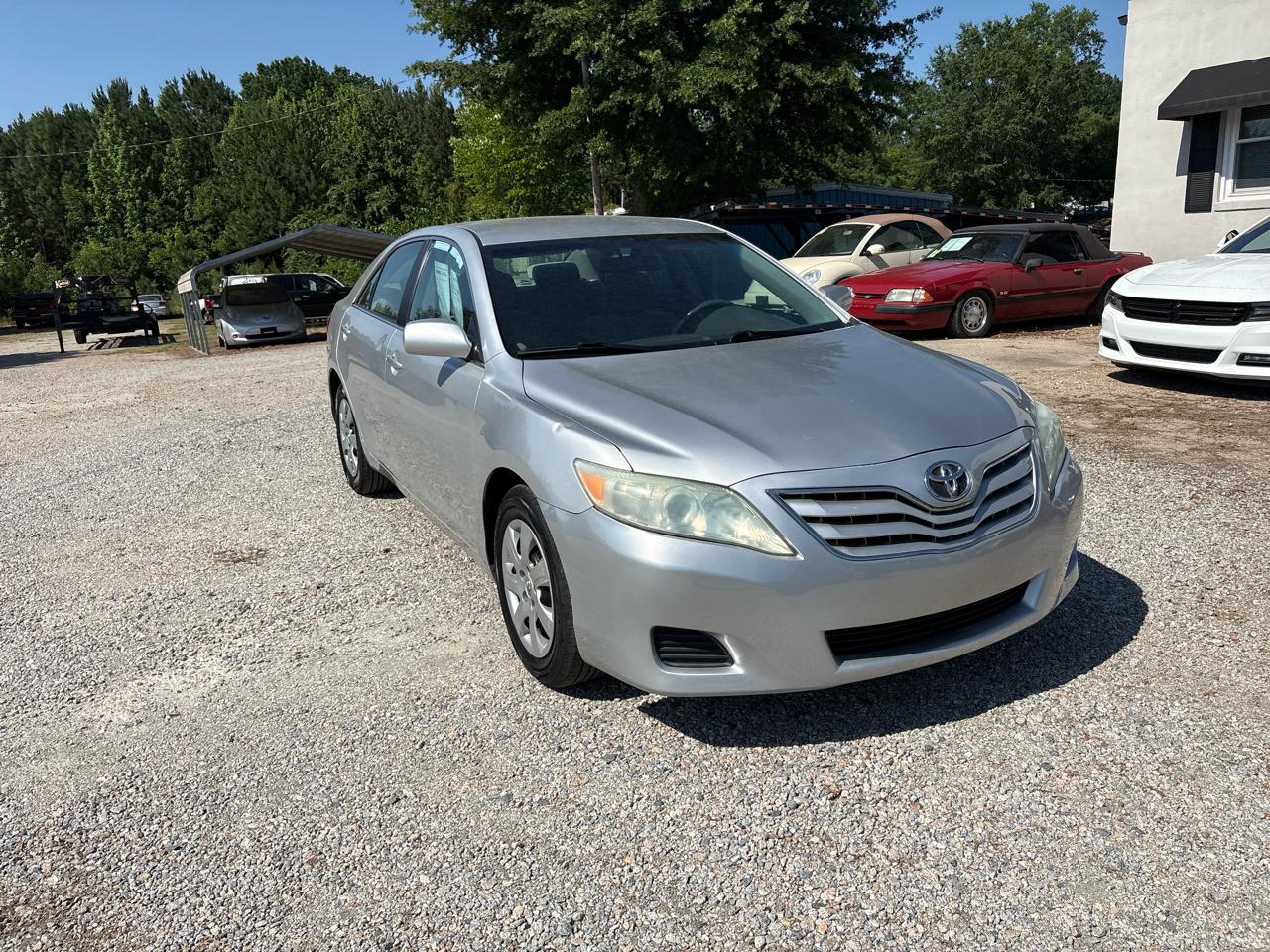 Toyota Camry 4dr Sdn I4 Man (Natl) 2010