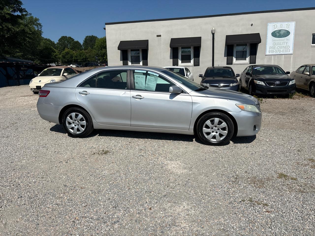 Toyota Camry 4dr Sdn I4 Man (Natl) 2010