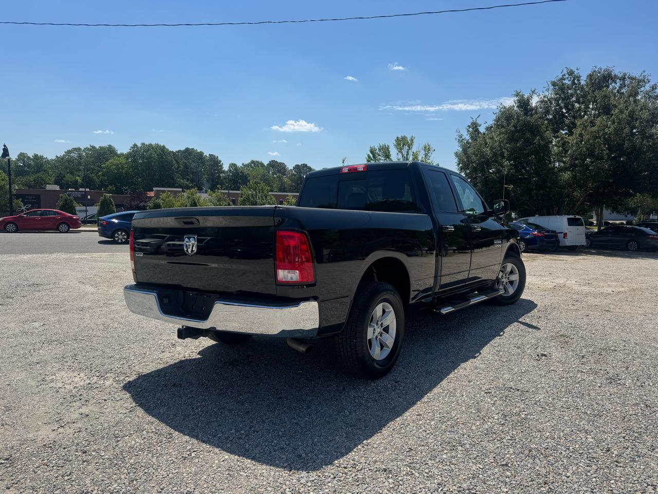 RAM 1500 SLT 4x2 Quad Cab 6'4" Box 2017