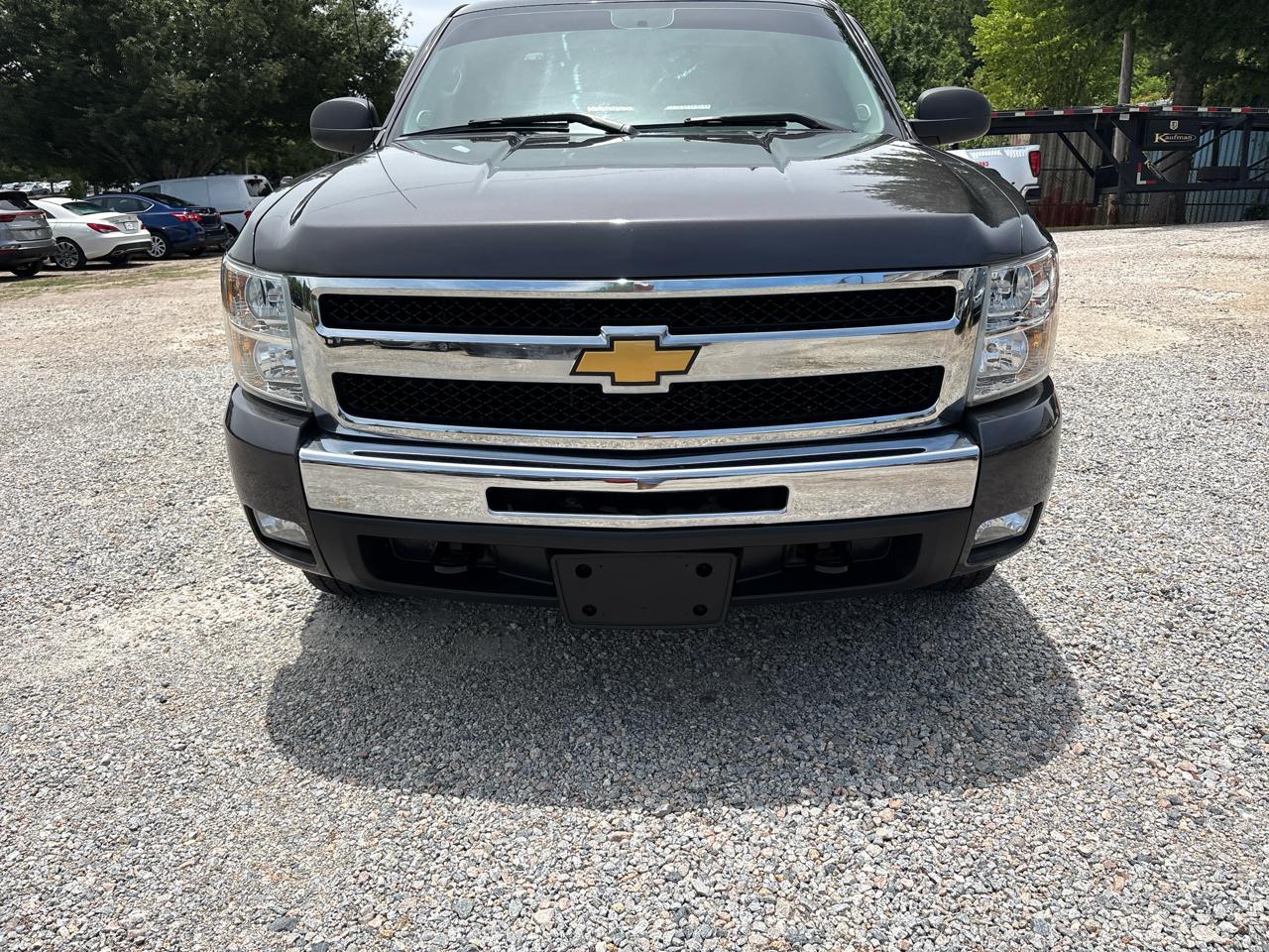 Chevrolet Silverado 1500 4WD Ext Cab 143.5" LT 2011