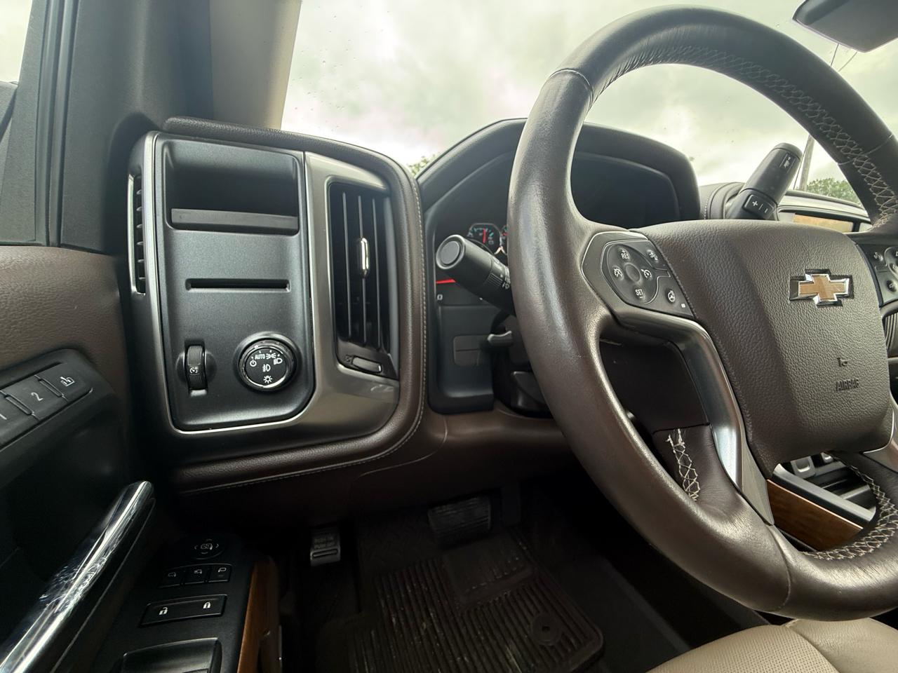 Chevrolet Silverado 1500 2WD Crew Cab 143.5" LTZ w/1LZ 2014