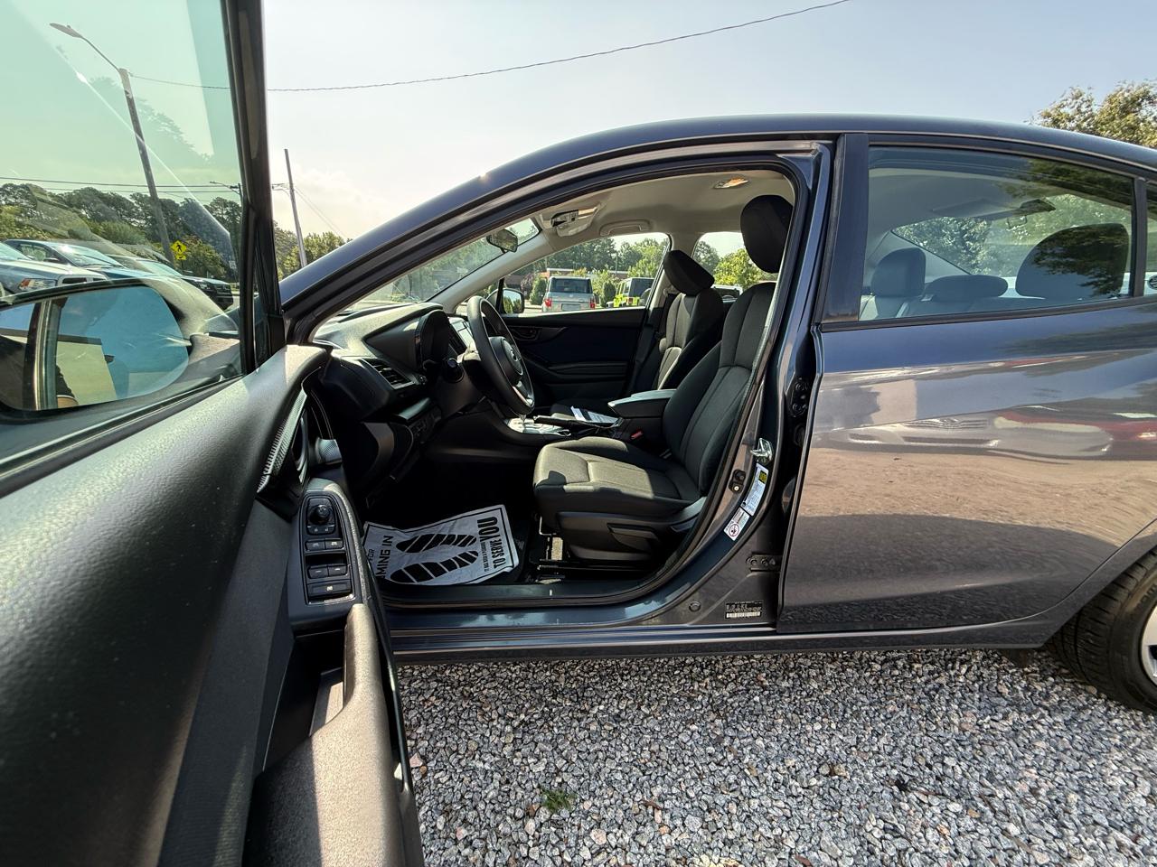 Subaru Impreza 2.0i 4-door CVT 2017