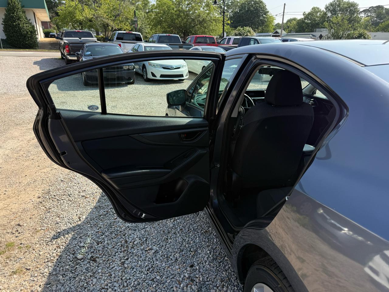 Subaru Impreza 2.0i 4-door CVT 2017