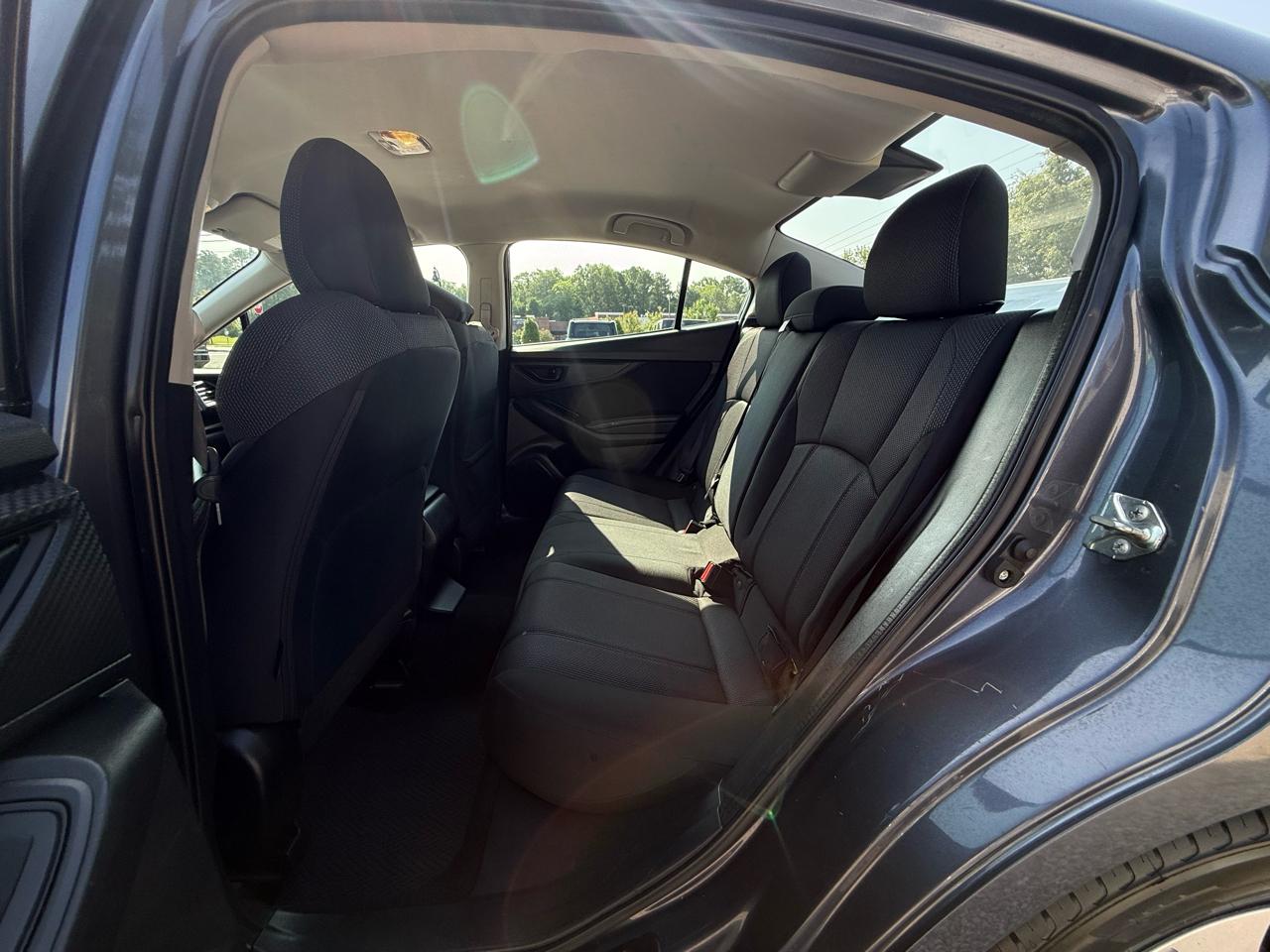 Subaru Impreza 2.0i 4-door CVT 2017