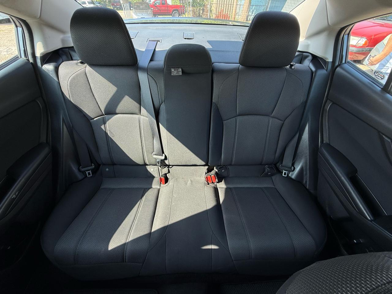 Subaru Impreza 2.0i 4-door CVT 2017