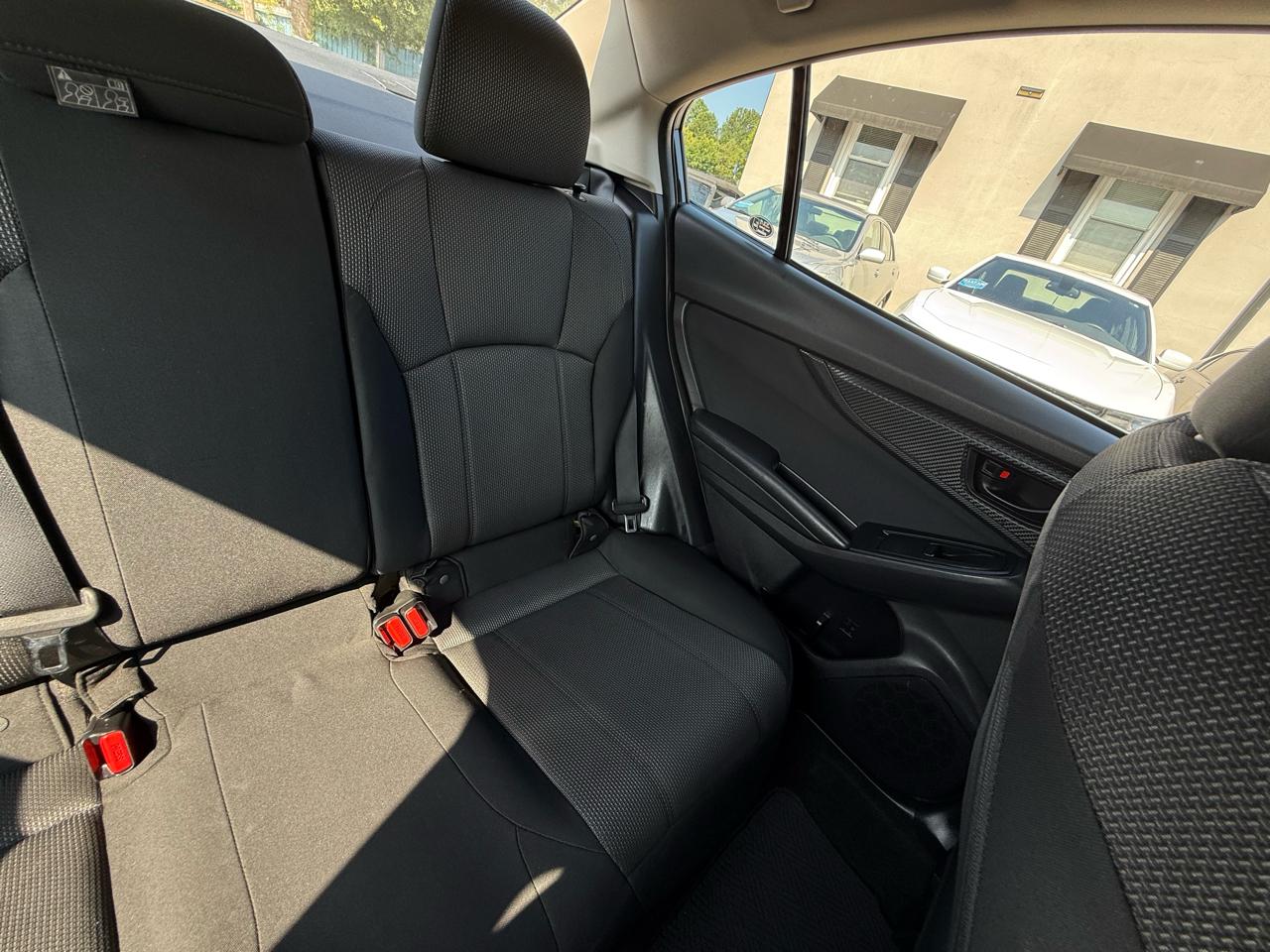 Subaru Impreza 2.0i 4-door CVT 2017