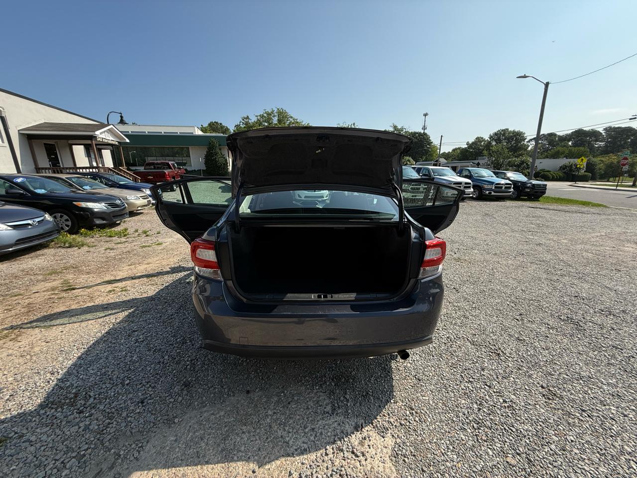 Subaru Impreza 2.0i 4-door CVT 2017