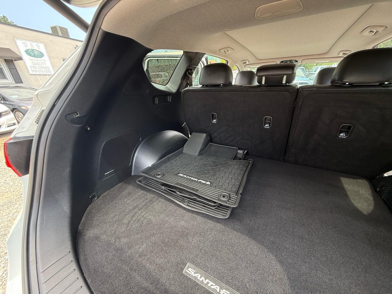 Hyundai Santa Fe Limited AWD 2022