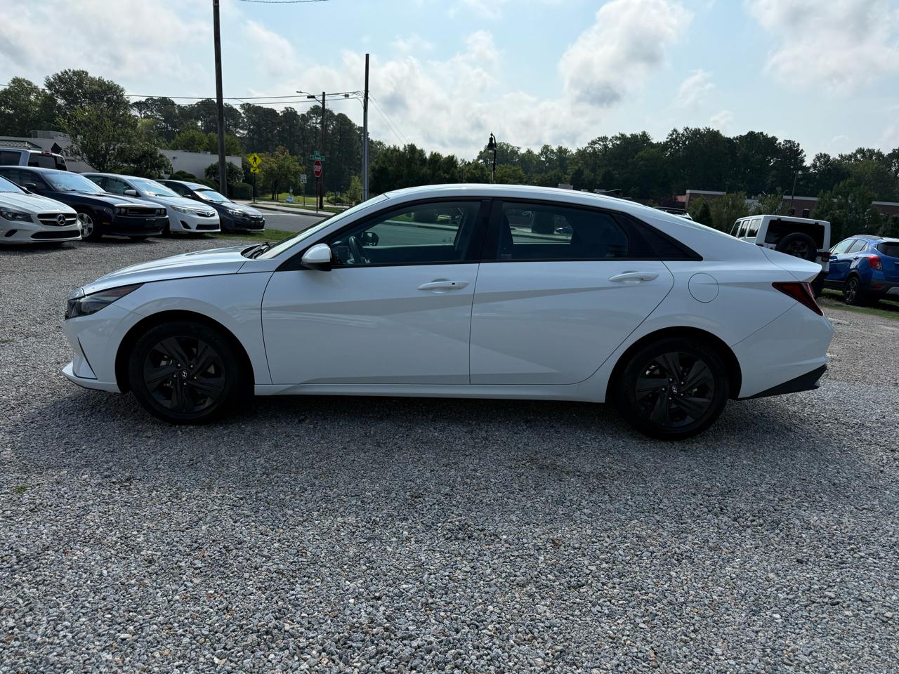 Hyundai Elantra SEL IVT 2021