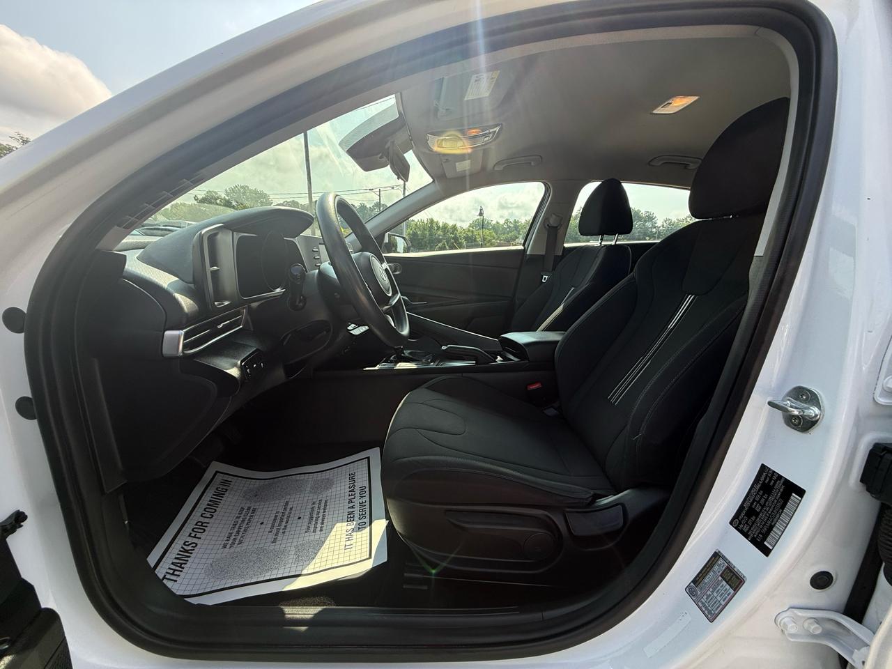 Hyundai Elantra SEL IVT 2021