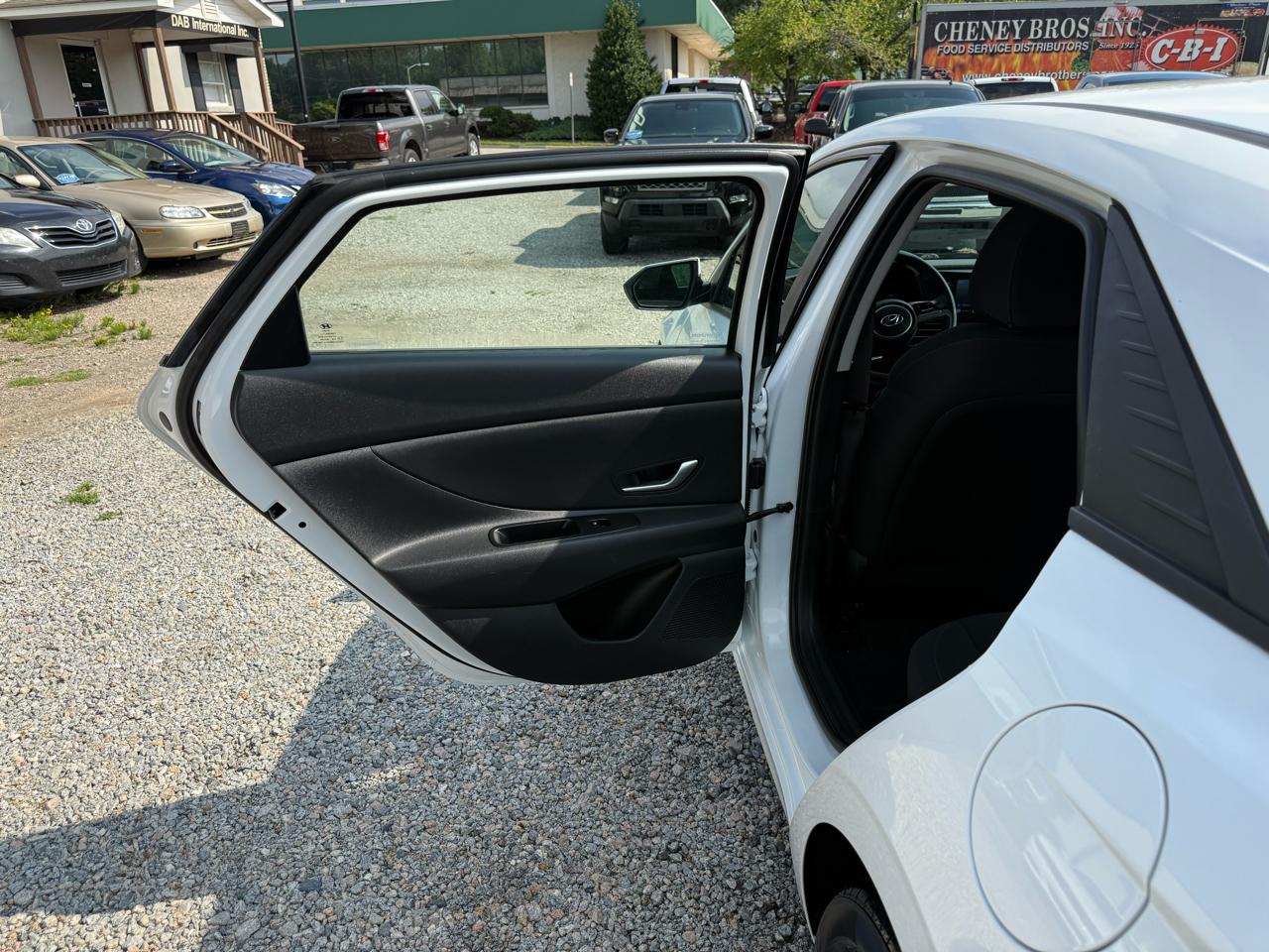 Hyundai Elantra SEL IVT 2021