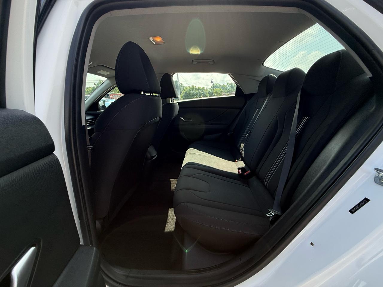Hyundai Elantra SEL IVT 2021