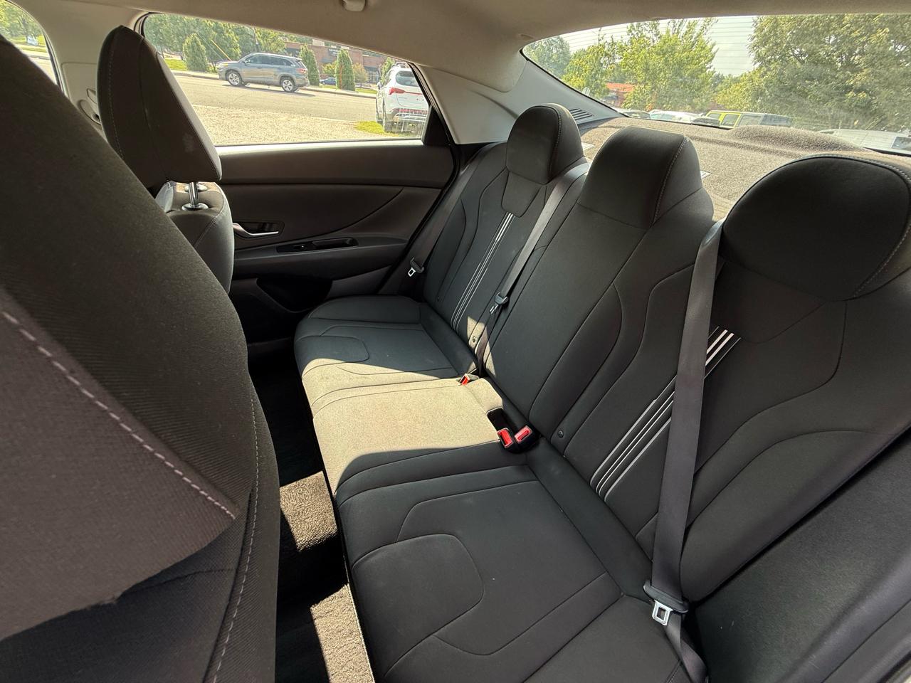 Hyundai Elantra SEL IVT 2021