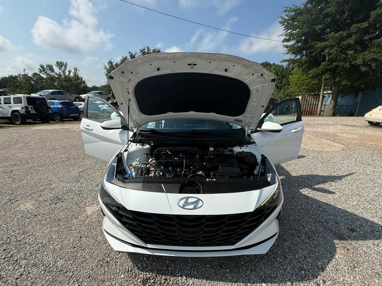 Hyundai Elantra SEL IVT 2021