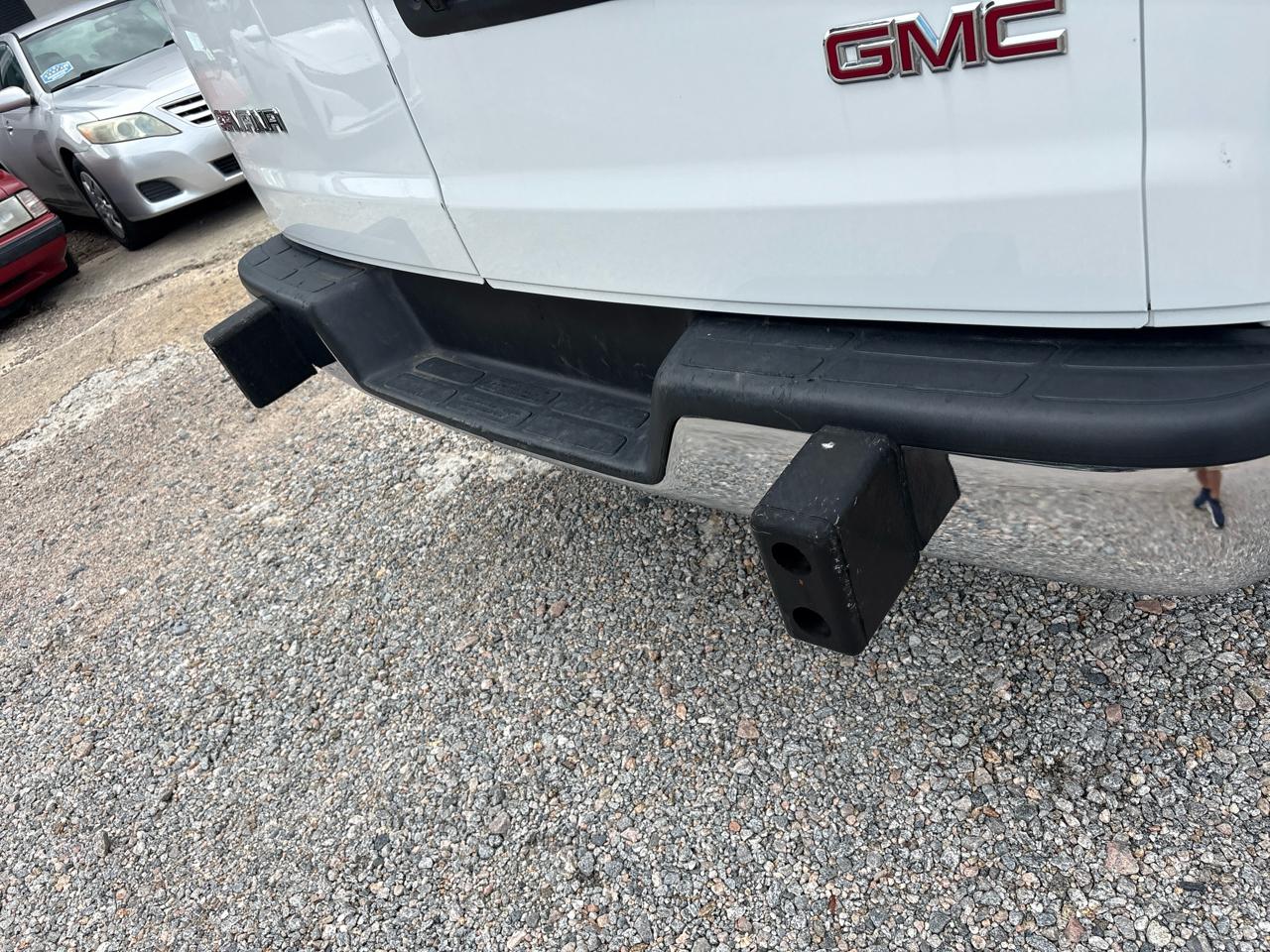 GMC Savana Cargo Van RWD 2500 135" 2024