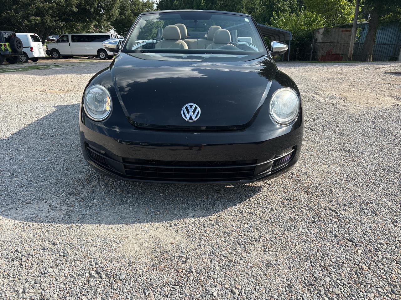 Volkswagen Beetle Convertible 2dr Auto 2.5L PZEV 2013