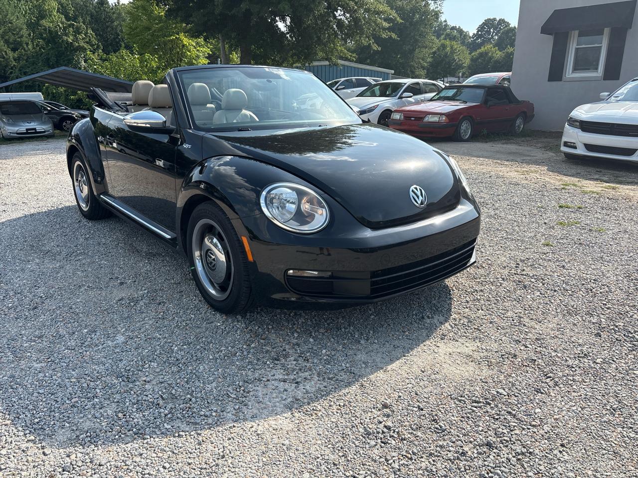 Volkswagen Beetle Convertible 2dr Auto 2.5L PZEV 2013