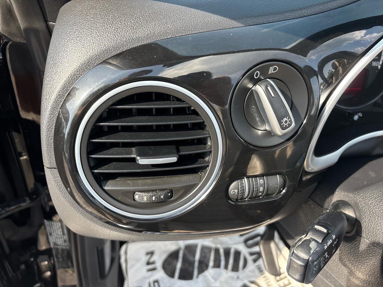 Volkswagen Beetle Convertible 2dr Auto 2.5L PZEV 2013