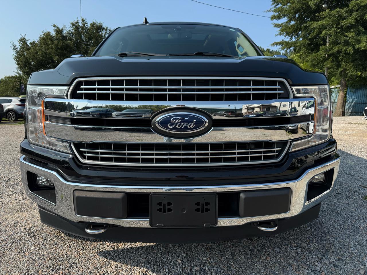Ford F-150 4WD SuperCrew 145" Lariat 2020