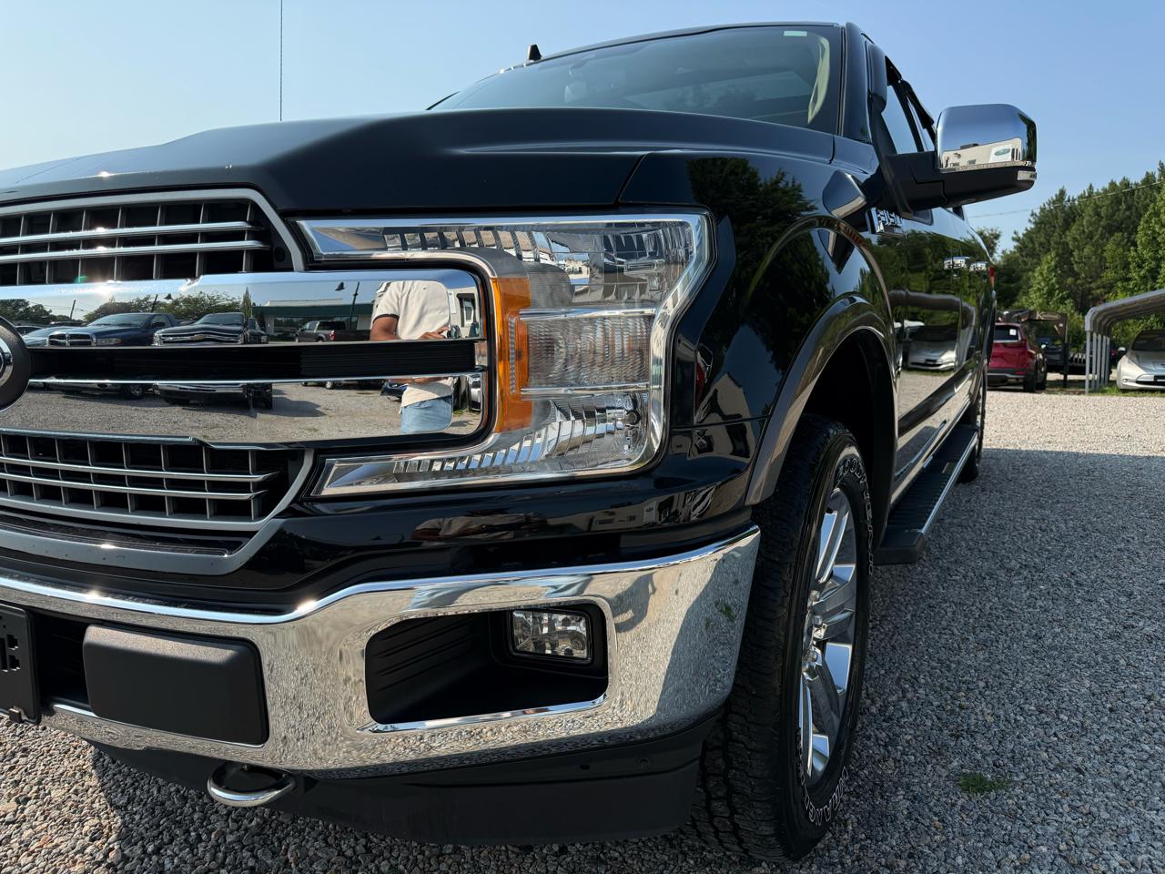 Ford F-150 4WD SuperCrew 145" Lariat 2020