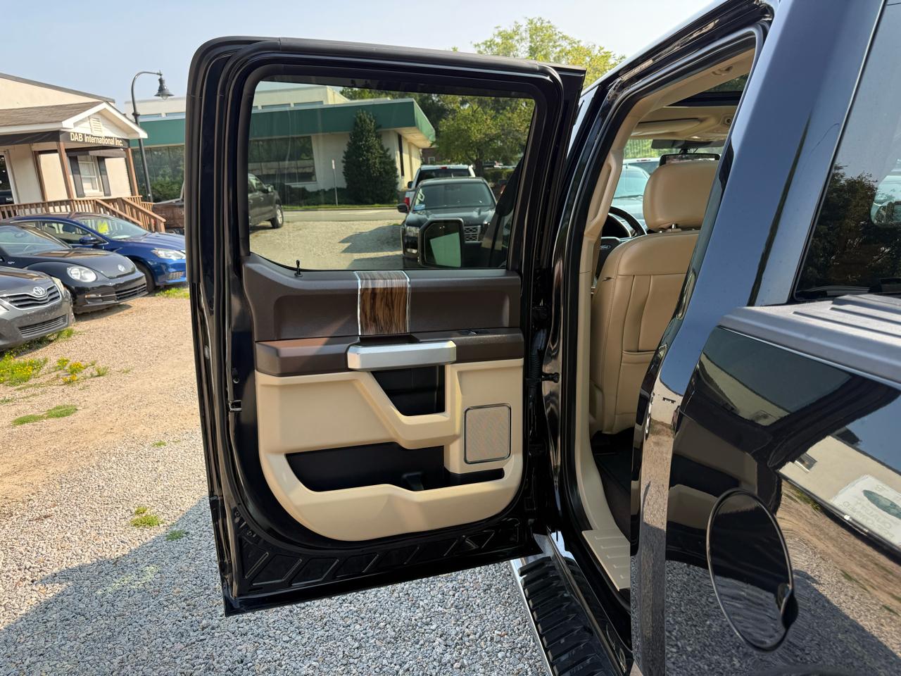 Ford F-150 4WD SuperCrew 145" Lariat 2020