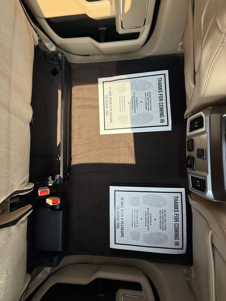 Ford F-150 4WD SuperCrew 145" Lariat 2020
