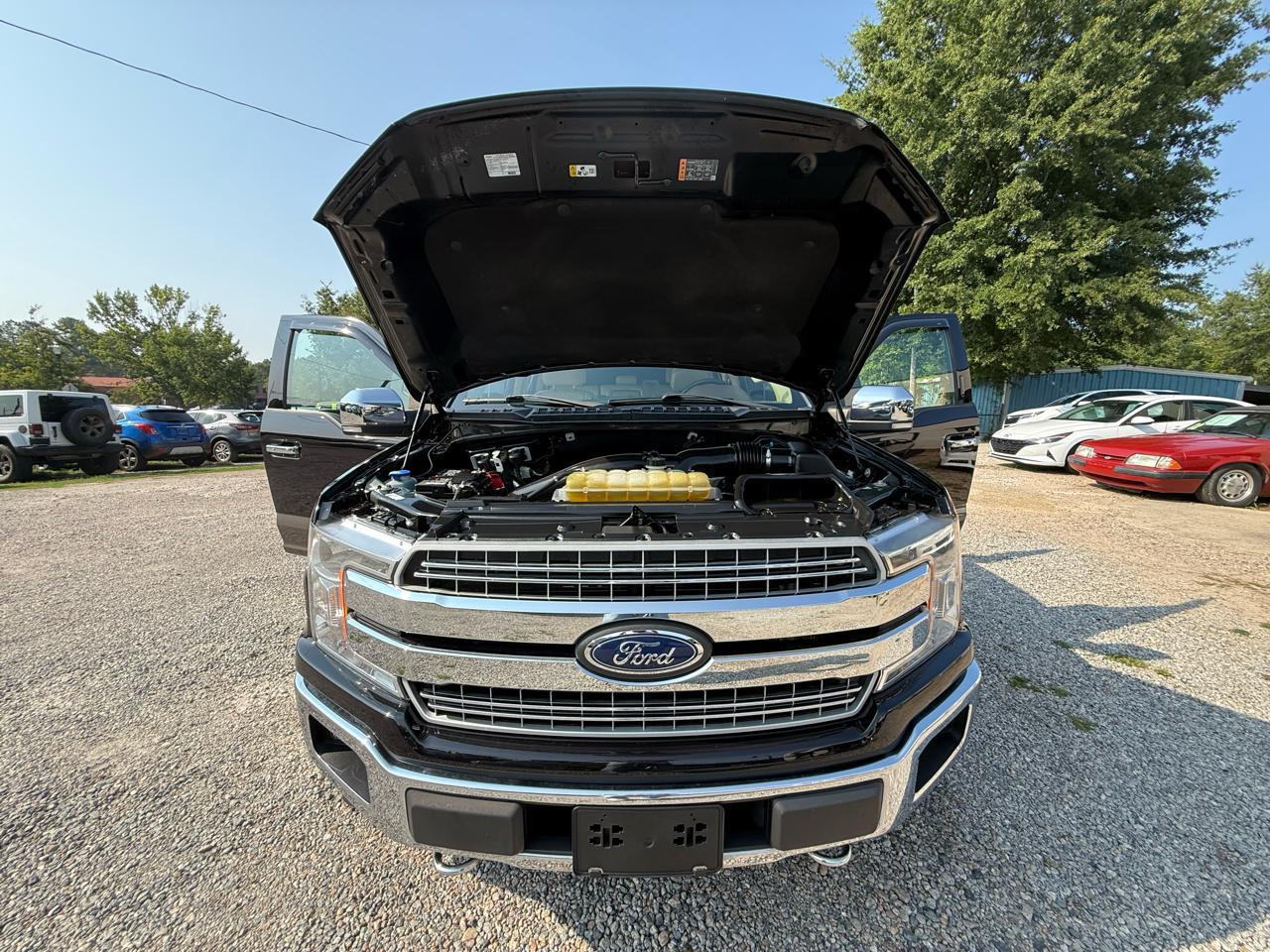 Ford F-150 4WD SuperCrew 145" Lariat 2020