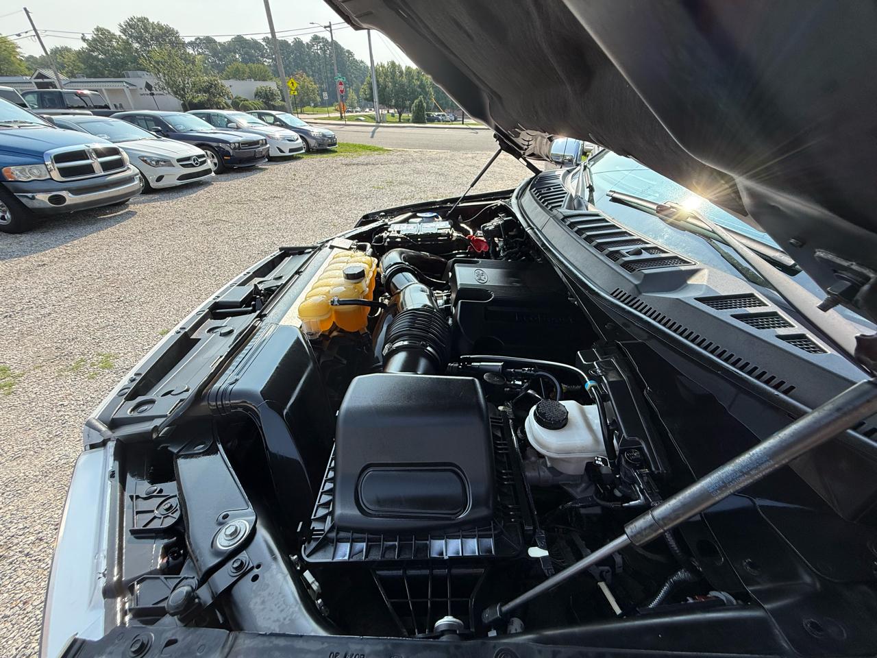 Ford F-150 4WD SuperCrew 145" Lariat 2020