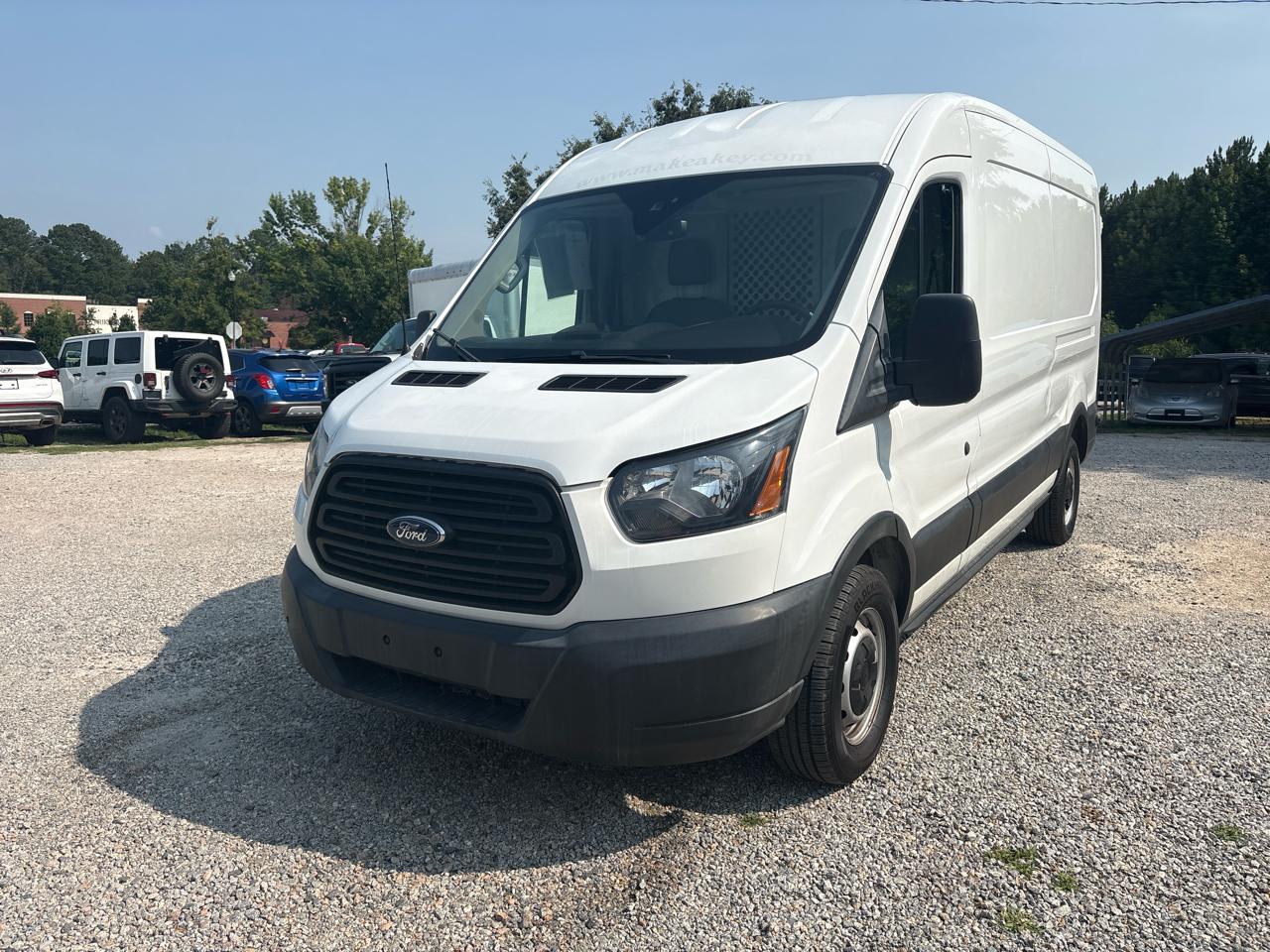 Ford Transit Van T-250 148" Med Rf 9000 GVWR Sliding RH Dr 2019
