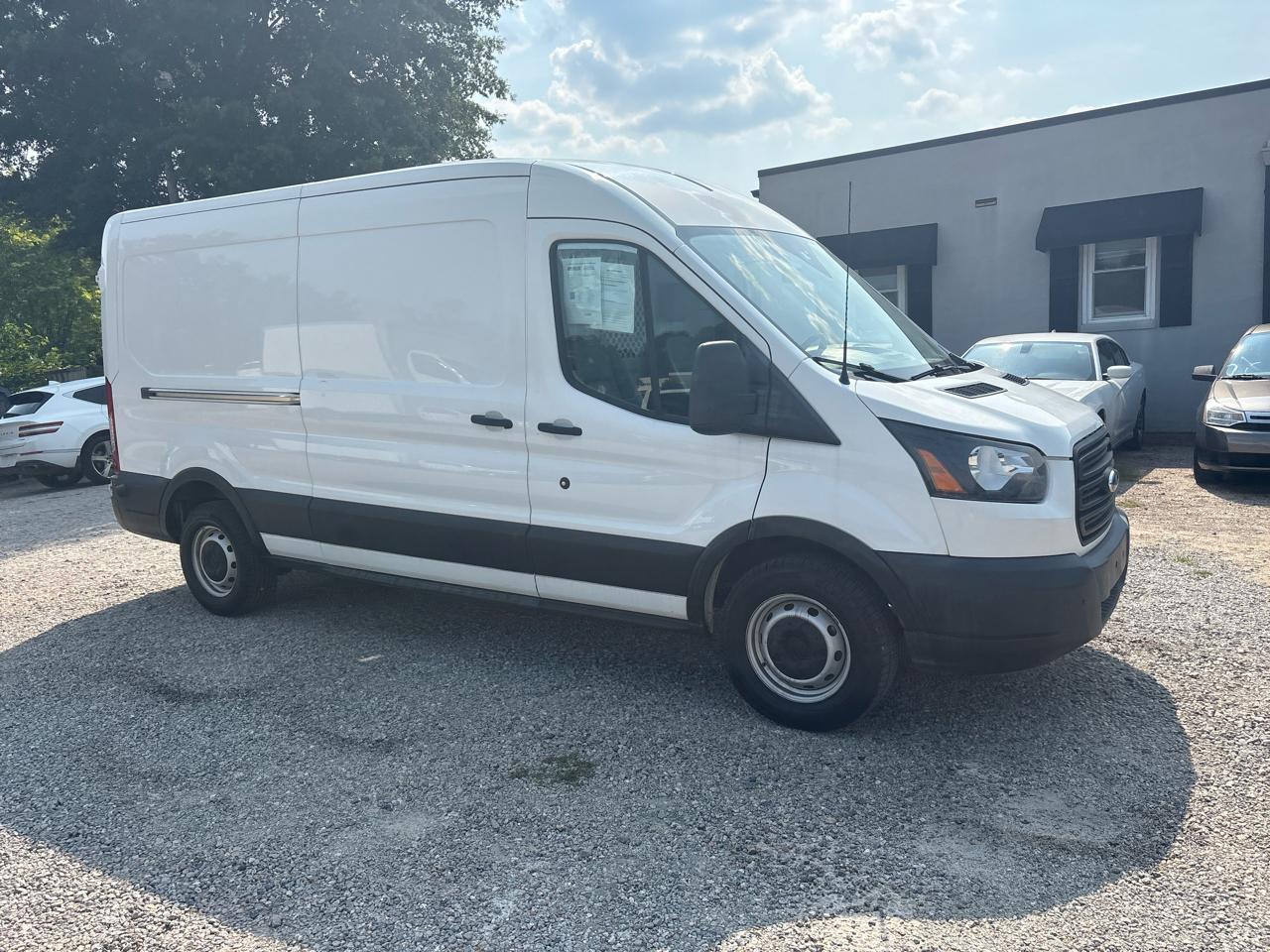 Ford Transit Van T-250 148" Med Rf 9000 GVWR Sliding RH Dr 2019