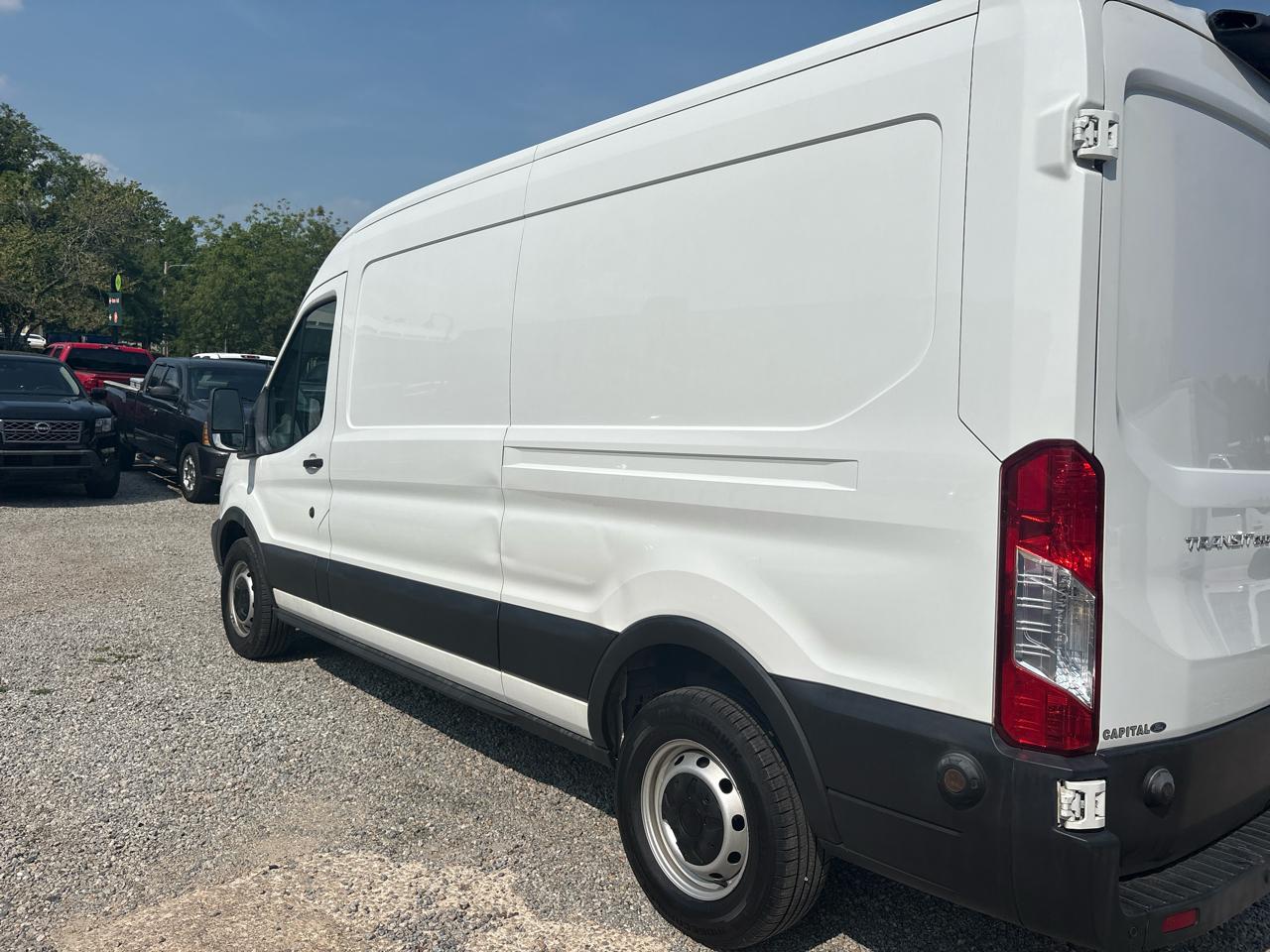Ford Transit Van T-250 148" Med Rf 9000 GVWR Sliding RH Dr 2019