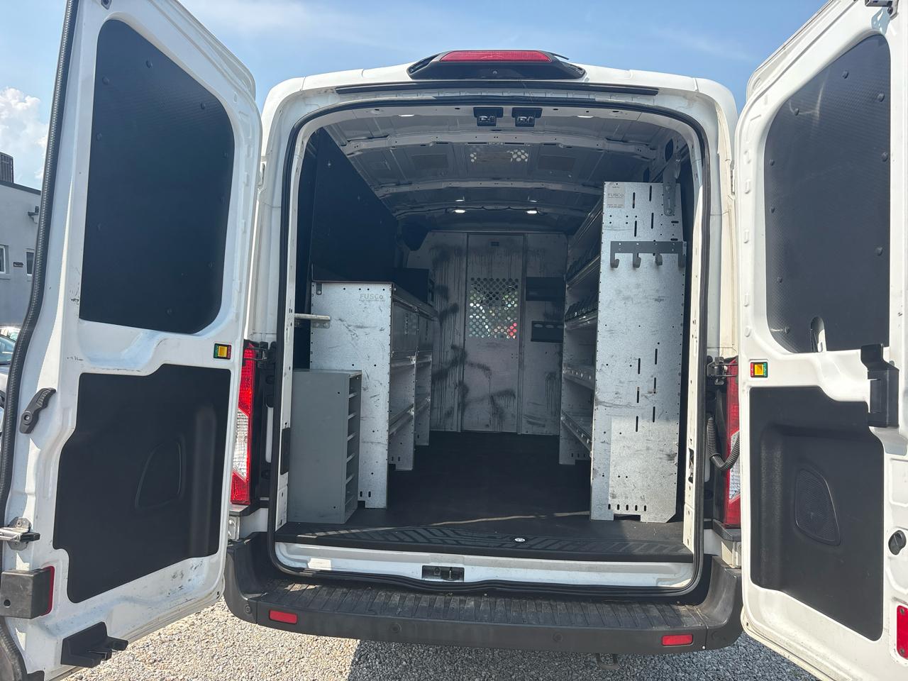Ford Transit Van T-250 148" Med Rf 9000 GVWR Sliding RH Dr 2019